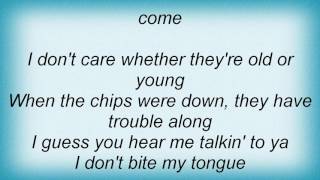 Ella Fitzgerald - Hear Me Talking To Ya Lyrics