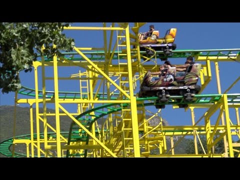 Off-ride footage of a Wild Mouse train