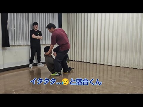 師範が初心者でも練習できる護身術擒拿鎖頭頚とその他を演練