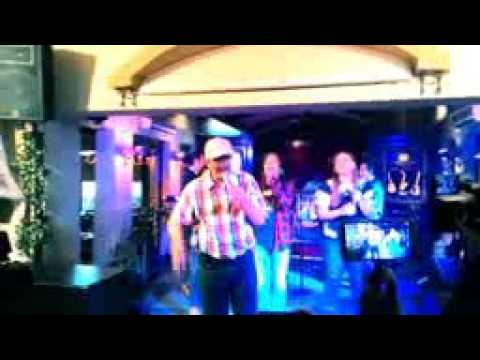 Pak Djarot nge-reggae :)