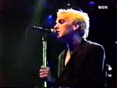 R E M    10 02 85 Germany 6  Green Grow The Rushes   YouTube