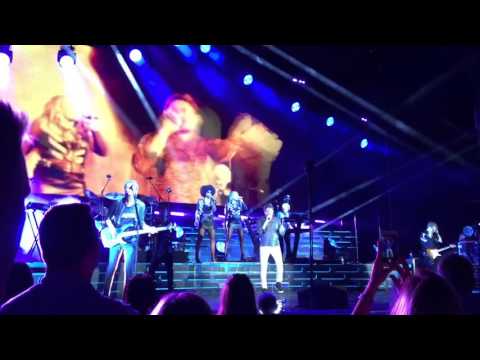 Duran Duran performing I Don't Want Your Love at Saint Augustine Florida 3/30/16