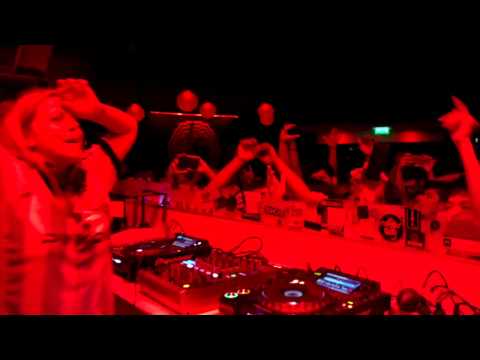 pinkque - round 2 @ blow - TOTPRODUCCIONES