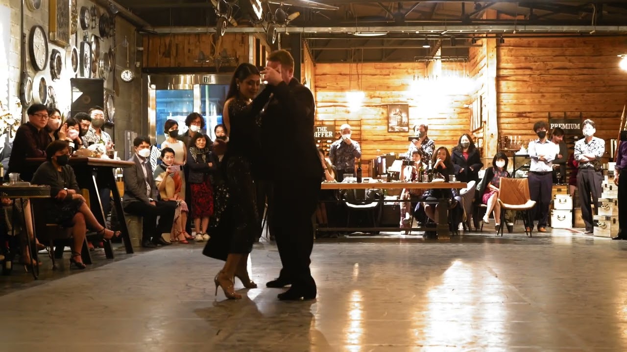 Video thumbnail for Maria Ines Bogado y Sergiy Podbolotnyy Grand Milonga (2023/01/28) #5