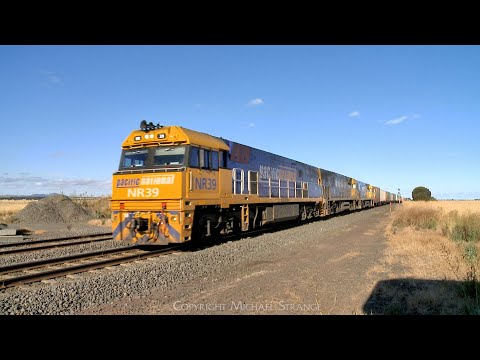 2MA5 Pacific National Intermodal Freight / Container Train (6/2/2023) - PoathTV Australian Railways