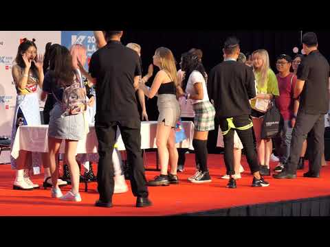 190818 kcon LA 2019 itzy artist engagement - hitouch and ending