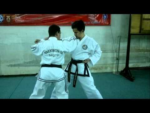 DTA fighting system - "brass knuckle" attack defends