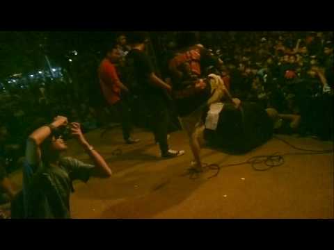 DISTRUGGLE DEATH _RENOUNCE ME ( cover siksa kubur)