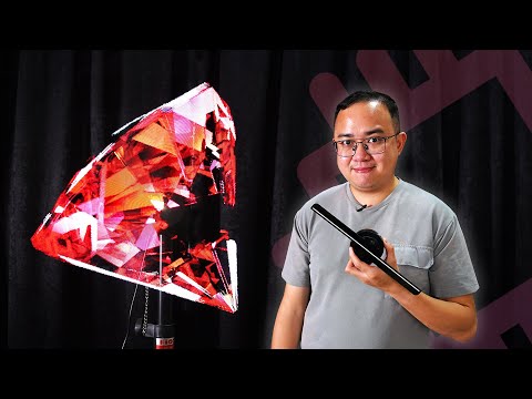 Cheap vs High Quality 3D Hologram Fan (ft. Superbholo F65)