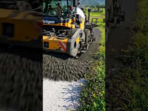 🚜🌍 O segredo da pavimentação sustentável.