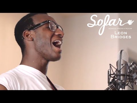 Leon Bridges - Lisa Sawyer | Sofar Dallas - Fort Worth