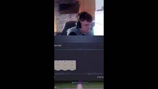 Download lagu gogo Live Stream mp3