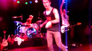 Max Schneider Performing &quot;Hands Up&quot; at The Roxy 10/7/2012