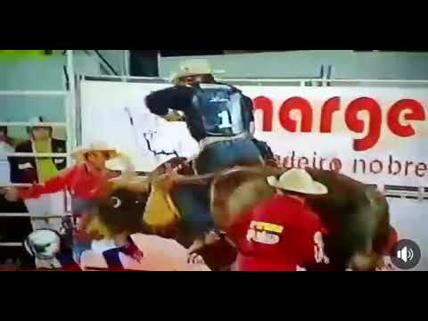 EDNEI CAMINHAS X CELULAR - RODEIO DE RIO VERDE 2003