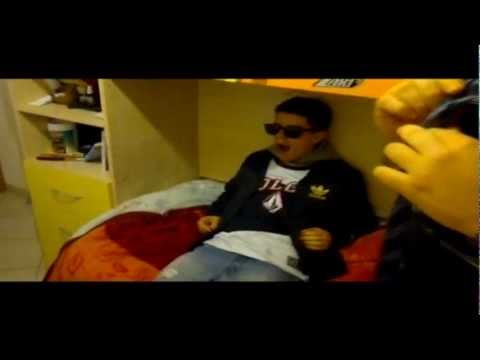 PERRY WATT A.K.A. SICK BRAIN - ma chi me l'ha fatto fare (Prod. by HMZ Beats)