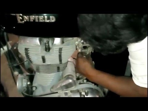 Royal Enfield Electra UCE 350 - Spark Plug Cleaning