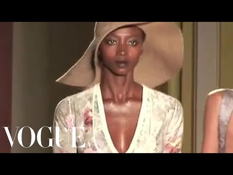 Fashion Show - Paul Smith Women: Spring 2009 Ready-to-Wear