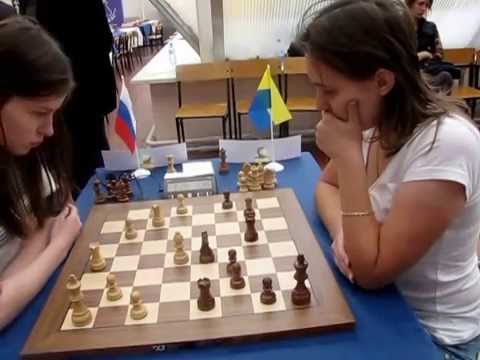 2010-09-15 Pogonina - Muzychuk M World Woman Chess Blitz