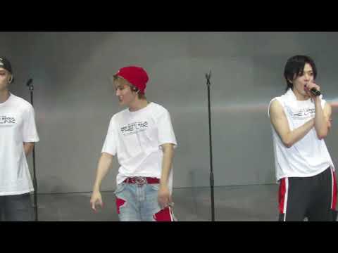 230122 NCT 127 Tour [The Link] Santiago - DREAMS COME TRUE + MENT 3