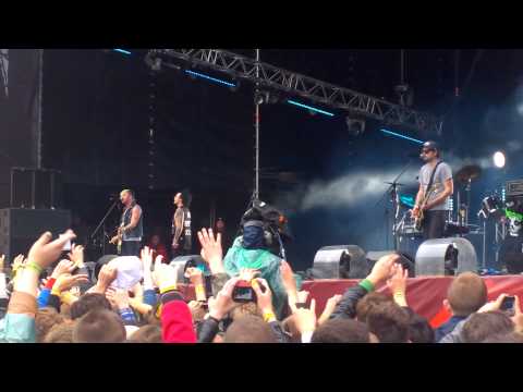 Hollywood Undead - From the Ground (Park Live 28.06)