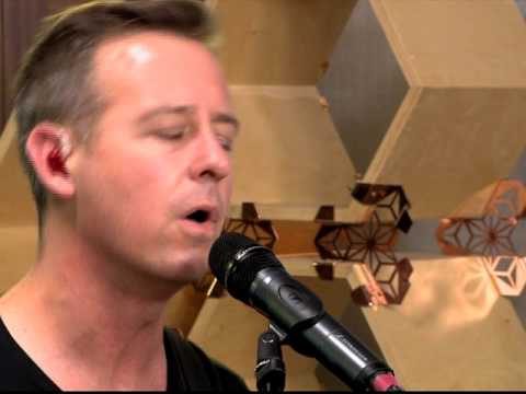 Nagligte perform "Dit Stop Nou"