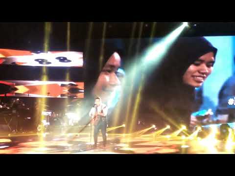 AMIR JAHARI  Afmegastar