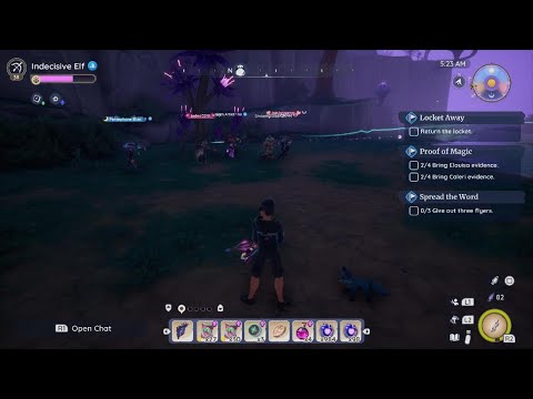 Moonstruck passing by on the hunt