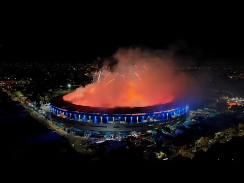 "RECIBIMIENTO ÉPICO!!! - RACING VS FLAMENGO - COPA LIBERTADORES 2025" Barra: La Guardia Imperial &bull; Club: Racing Club &bull; País: Argentina