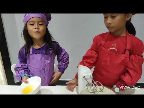 Nabeeha and Nayla making sponge cake 🎂