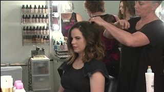 Raw Video: Elizabeth Cook Behind The Scenes At 'The Talk'