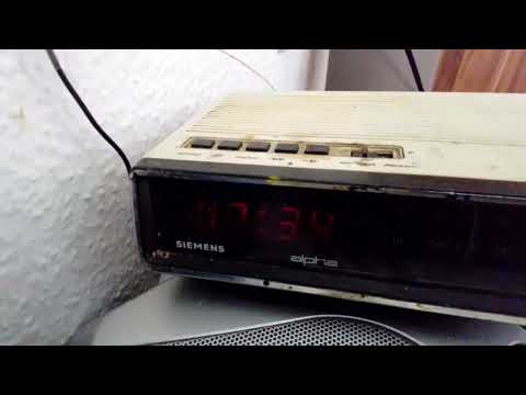 My Retro stuff collection : Siemens Alpha RG 241 Radio alarmclock combo