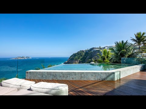 Fabulous mansion overlooking the sea in Joá - Joa010