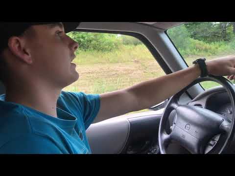 Top 5 reasons to buy a Mazda B4000