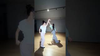 Download lagu this duet dance #빌려온고양이 #Billyeoon_Goyangi #Do_the_Dance #MOKA #모카 #IROHA #이로하 #ILLIT #아일릿 mp3 Download lagu this duet dance #빌려온고양이 #Billyeoon_Goyangi #Do_the_Dance #MOKA #모카 #IROHA #이로하 #ILLIT #아일릿 mp3