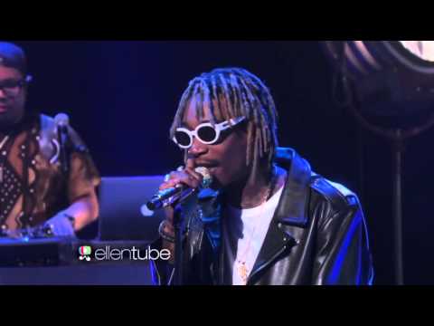 Wiz Khalifa and Charlie Puth Perform 'See You Again'