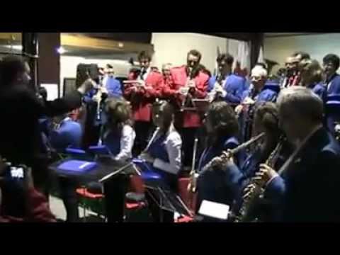 BANDA MUSICALE GIACOMO PUCCINI di NICHELINO (To) E BANDA DI CASTEL ROSSO - INNO DI MAMELI