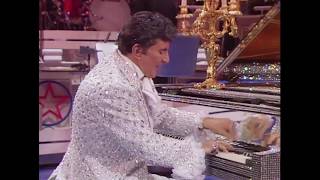 Liberace - &quot;Gershwin Medley&quot; (1985) - MDA Telethon