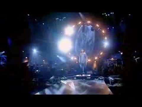 Celtic Woman - Walking In The Air