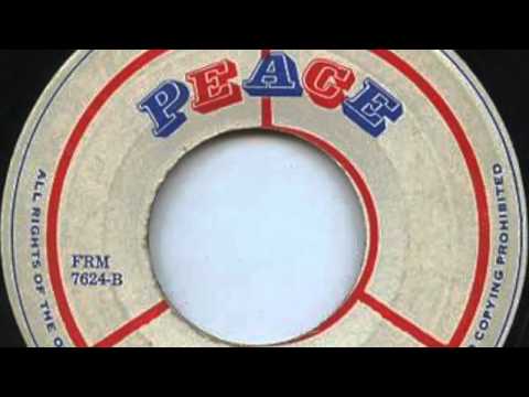 the undivided - Freak Out