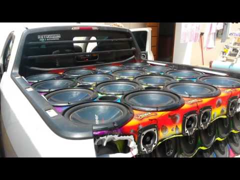 Saveiro cross 16 Pioneer de grave Som automotivo