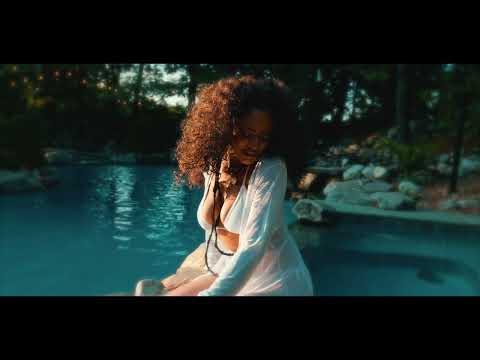 Mike Voss feat. Sunnie - "Feel Right"