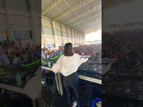 Sexy "Mandamoor" Live At Under Ground Party || Glove Session Brazil