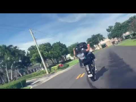 Harley wheelies and burnouts wouldn't believe this!!