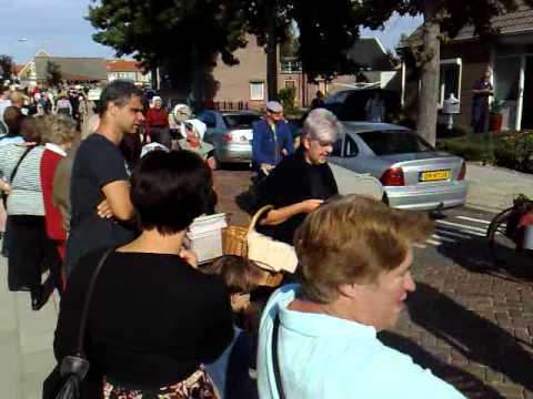 Klederdrachtoptocht in Kruiningen