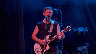 Marianas Trench - Who Do You Love [Matt Singing](Live in Santa Ana) - 12/16/24