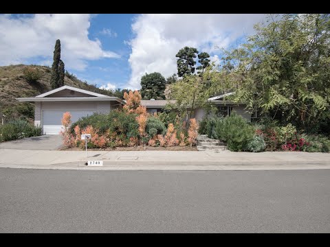 2740 Lake Hollywood Drive | Hollywood Hills - The Agency