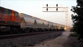 preview picture of video 'BNSF San Antonio Job Coming off the UP at Caldwell, TX - 9/2/2012'