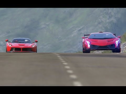 Lamborghini Veneno vs Ferrari LaFerrari  at Highlands