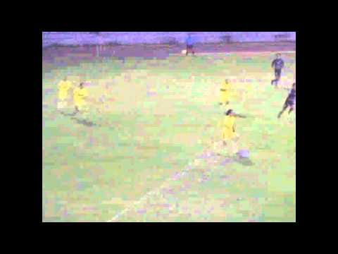 Angel Medina  en el partido de carcha.wmv