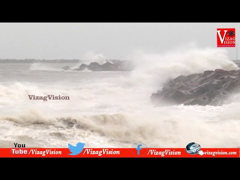 మాస్ వినాయకుడు | మాస్క్ వినాయకుడు | ప్రసాదము మార్క్ |  తీర్థము శానిటైజర్ | Hari Prasad | Visakhapatnam | Vizagvision